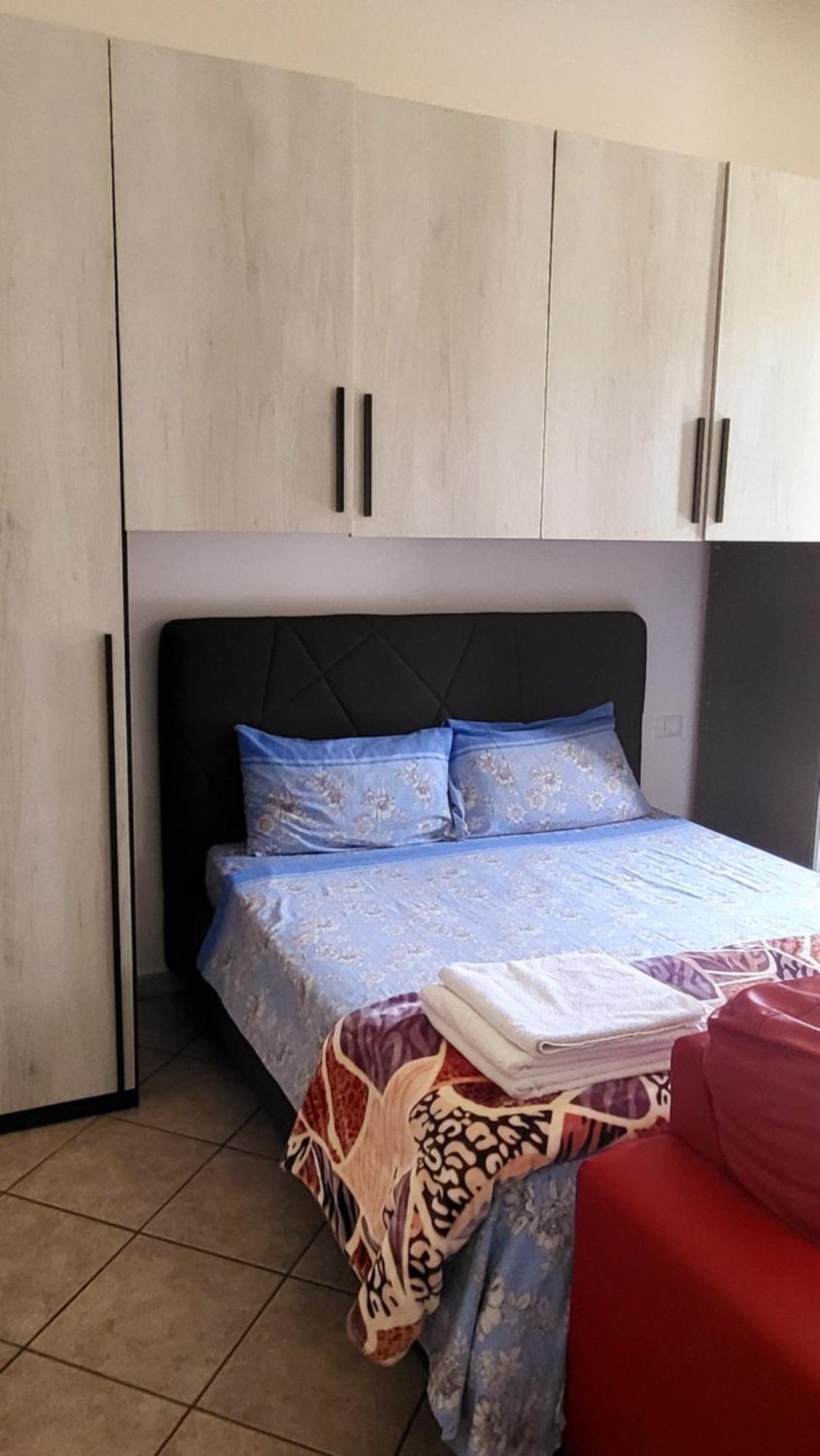 Apartamento Casa Manzoni Novara Exterior foto